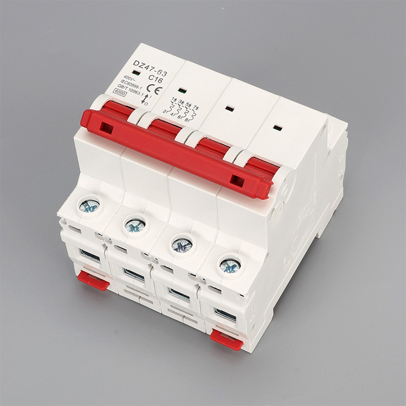 4-полюсный MCB 6A (4)