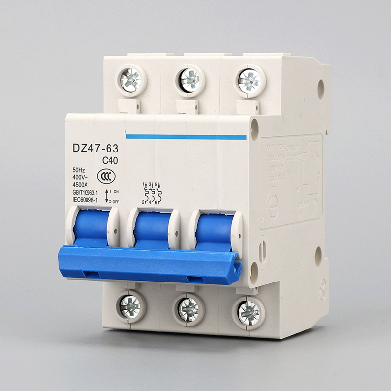 Миниатюрный автоматический выключатель 40A (4)